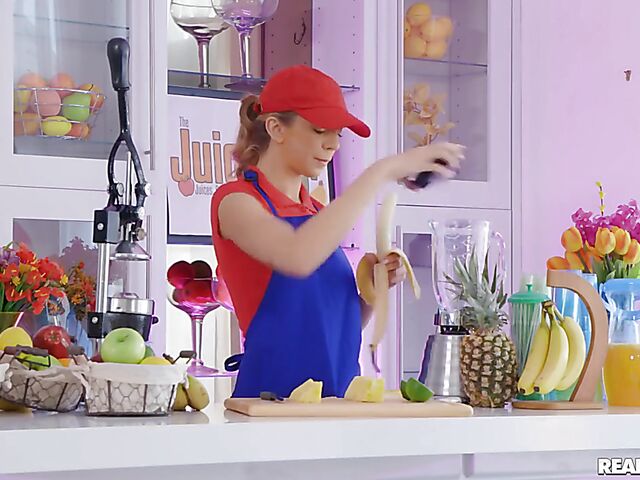 Crazy squirt fuck in ripped blue jeans with juicy Tiffany Watson