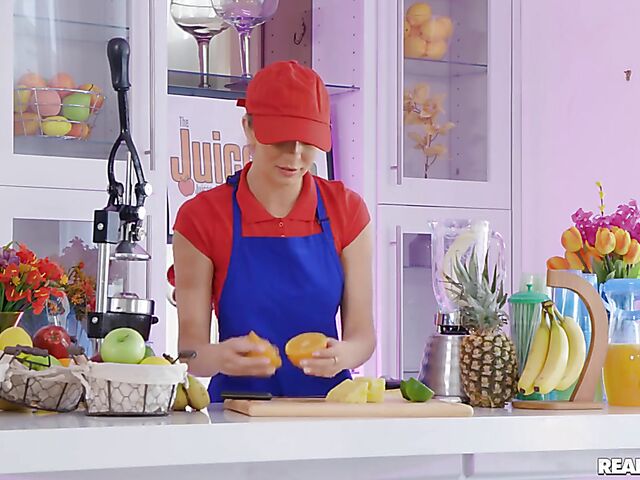 Crazy squirt fuck in ripped blue jeans with juicy Tiffany Watson