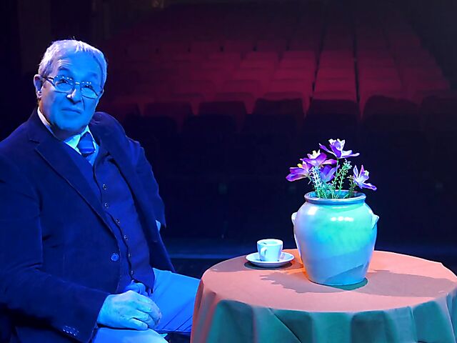 Italian porn by Mario Salieri features a natural busty burlesque queen seducing a guy to music