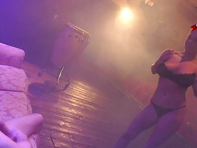 Italian porn by Mario Salieri features a natural busty burlesque queen seducing a guy to music