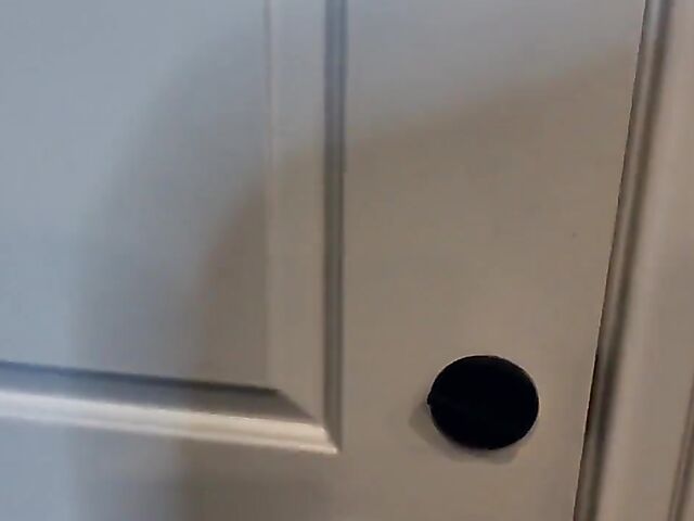 Screaming tattooed slut Vanessa Skye gets squirting orgasm with a hot guy