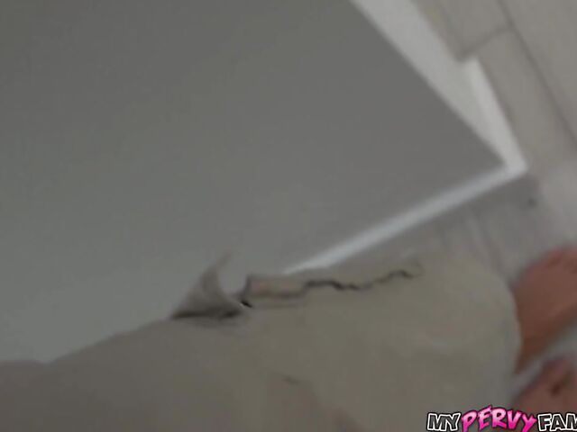 Slut sister Lily Adams wakes up to help her hung stepbrother