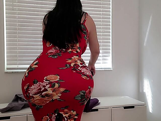 Extremely curvy mom pantyhose creampie on Mother's Day