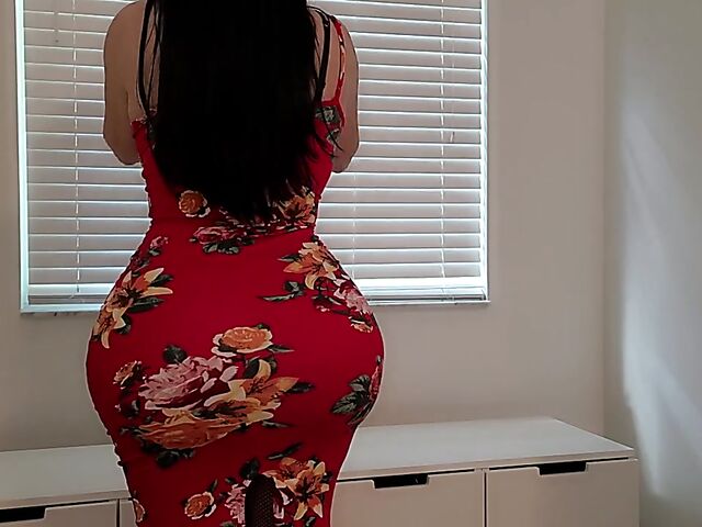 Extremely curvy mom pantyhose creampie on Mother's Day