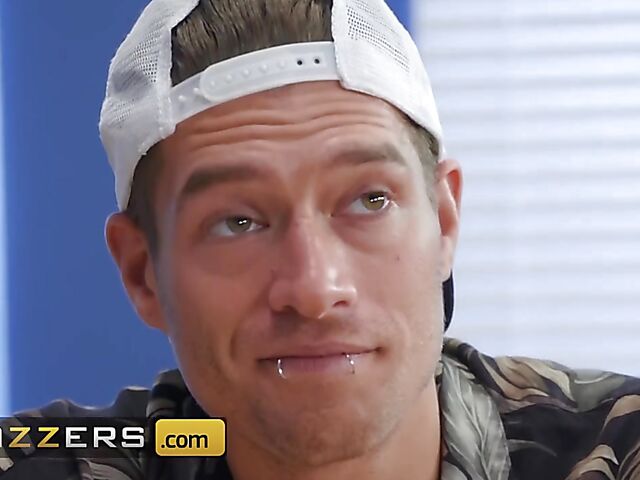 Nicole Aniston - MILF teacher threesome with Riley Reid and Xander Corvus