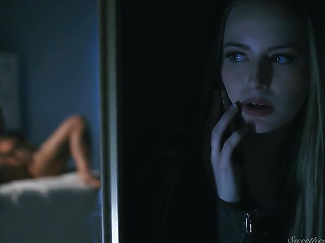 Lesbian tattoo babe Jessie Lee eats Scarlett Sage's pussy in the night