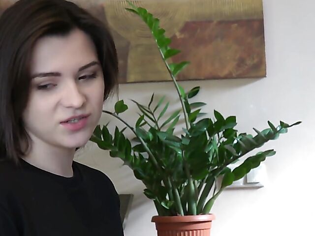 Amirah Adara in Veronica Leal in Viv Thomas lesbian video