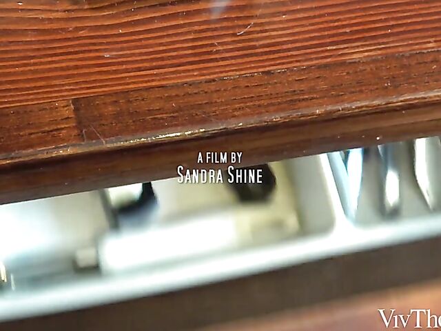 Amirah Adara in Veronica Leal in Viv Thomas lesbian video