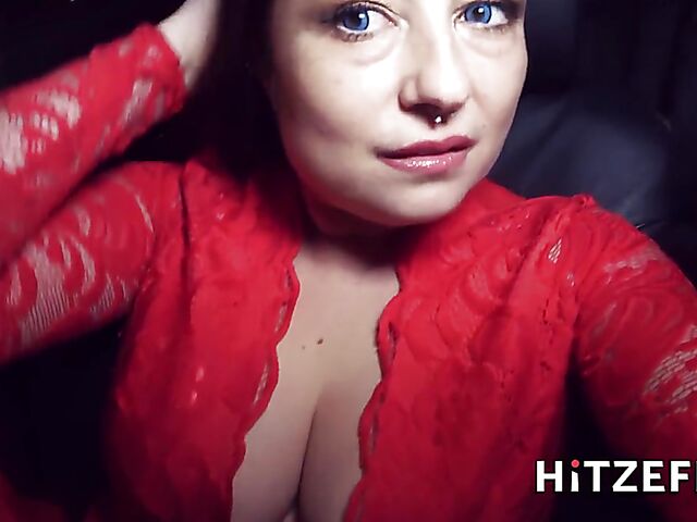 Street sex in the night with whoring german mom Liz De Lane