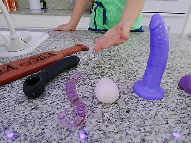 Redhead masturbation on the countertop with toy addict Molly Stewart