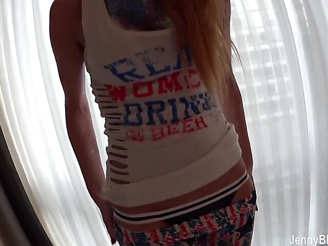 Glitter boobs POV BJ from big-eyed Jenny Blighe