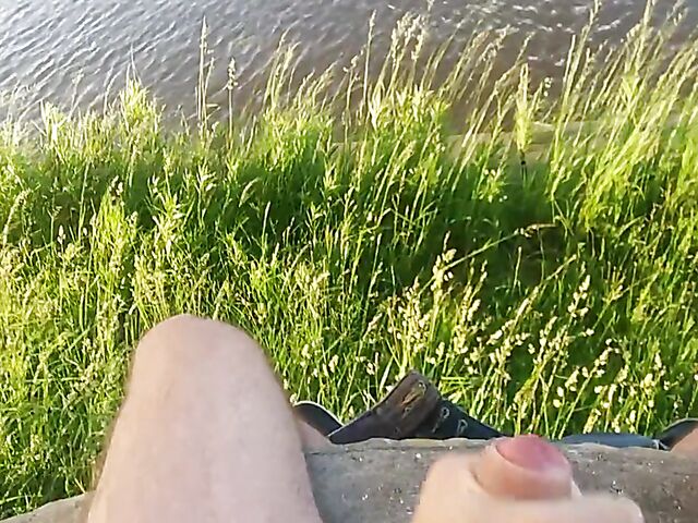 Public jerk off from your point of view in nature 