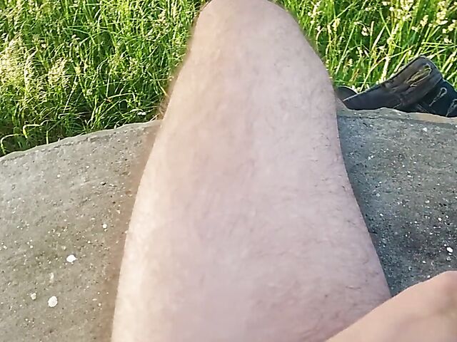 Public jerk off from your point of view in nature 