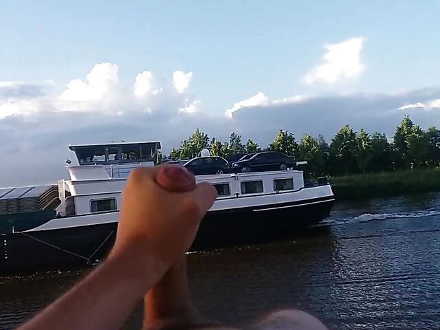 Public jerk off from your point of view in nature 