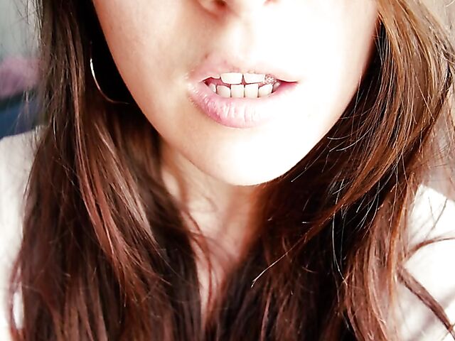 Amateur JOI and ASMR with hot Trish Collins