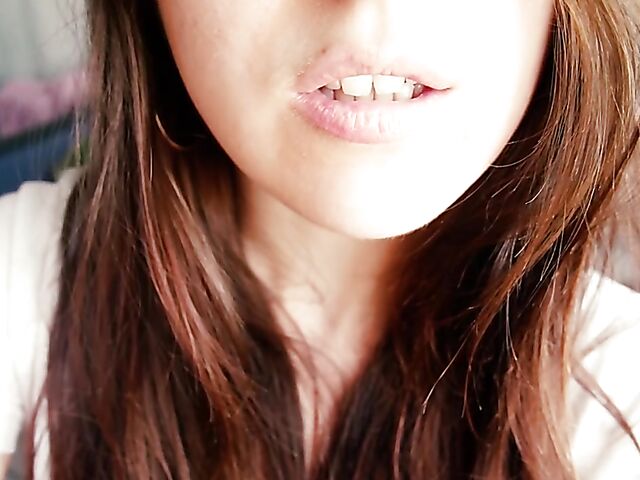 Amateur JOI and ASMR with hot Trish Collins