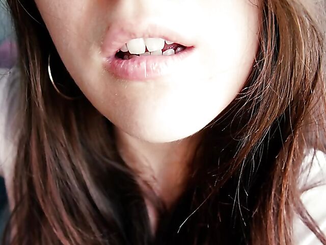 Amateur JOI and ASMR with hot Trish Collins