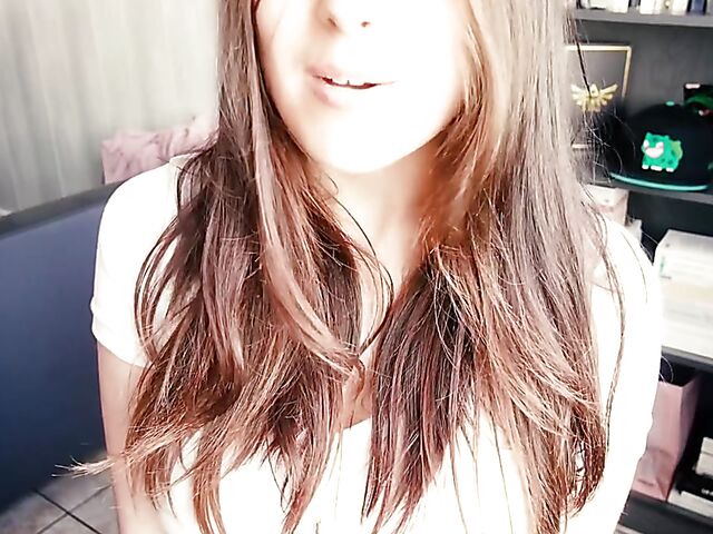 Amateur JOI and ASMR with hot Trish Collins