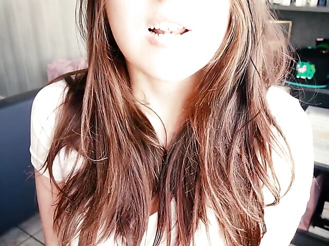 Amateur JOI and ASMR with hot Trish Collins