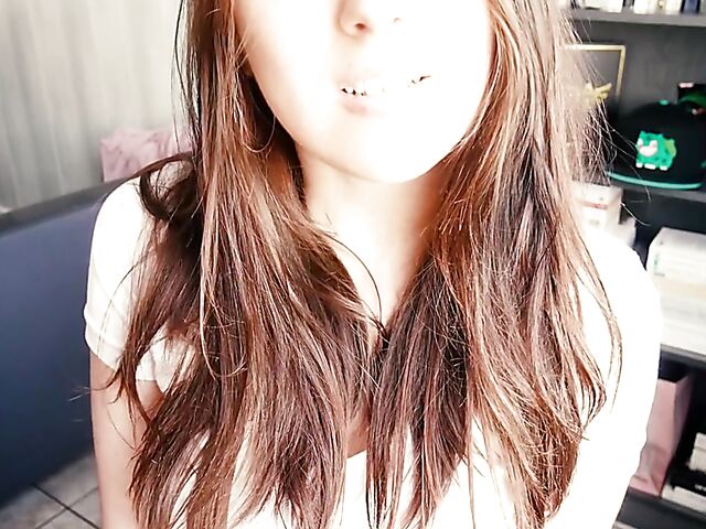 Amateur JOI and ASMR with hot Trish Collins