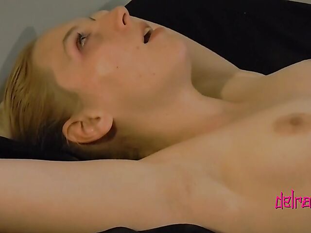 Amateur couple homemade sex video featuring Delirious Hunter and her lucky BF