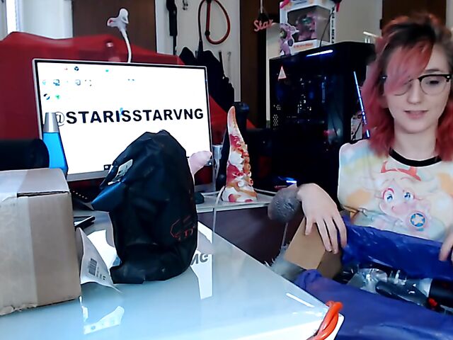 Toys unboxing and dragon dildo riding with Starsstarving