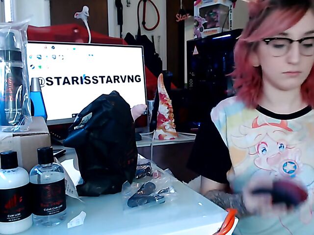 Toys unboxing and dragon dildo riding with Starsstarving