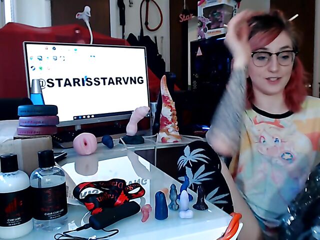 Toys unboxing and dragon dildo riding with Starsstarving