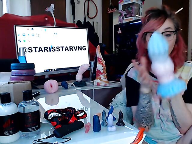 Toys unboxing and dragon dildo riding with Starsstarving