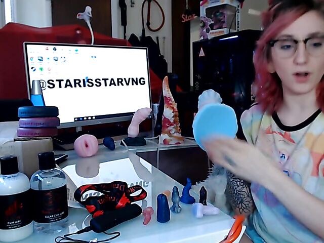 Toys unboxing and dragon dildo riding with Starsstarving