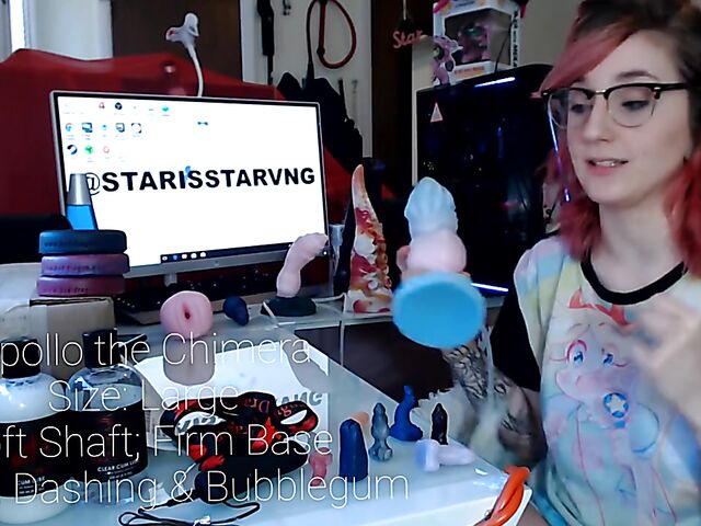 Toys unboxing and dragon dildo riding with Starsstarving