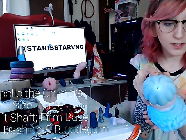 Toys unboxing and dragon dildo riding with Starsstarving