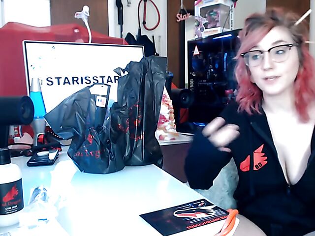 Toys unboxing and dragon dildo riding with Starsstarving
