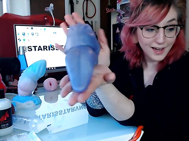 Toys unboxing and dragon dildo riding with Starsstarving