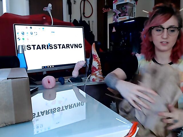 Toys unboxing and dragon dildo riding with Starsstarving