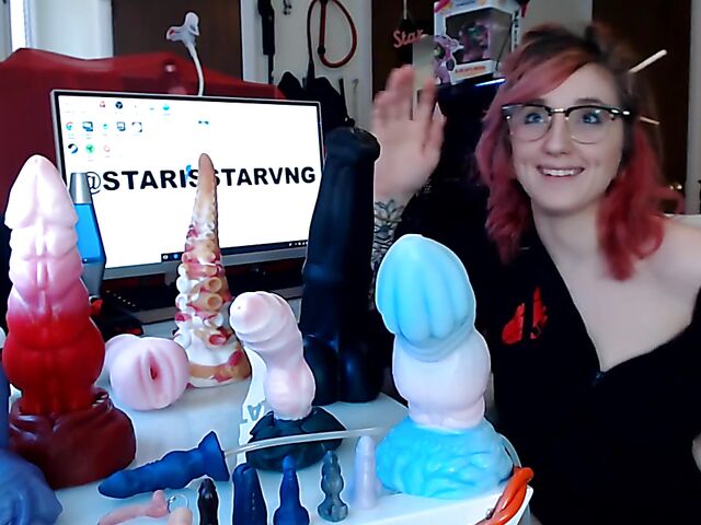 Toys unboxing and dragon dildo riding with Starsstarving