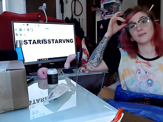 Toys unboxing and dragon dildo riding with Starsstarving