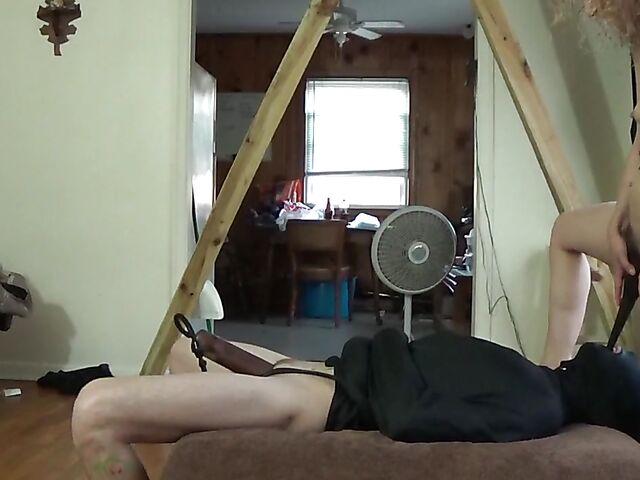 Femdom amateur facesitting and a mouthful of piss