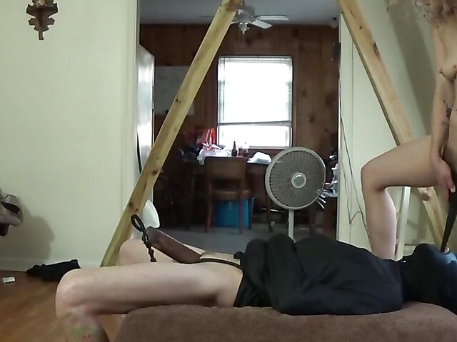 Femdom amateur facesitting and a mouthful of piss