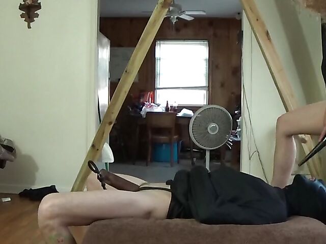 Femdom amateur facesitting and a mouthful of piss