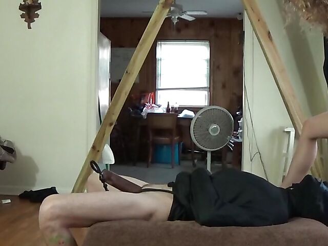 Femdom amateur facesitting and a mouthful of piss