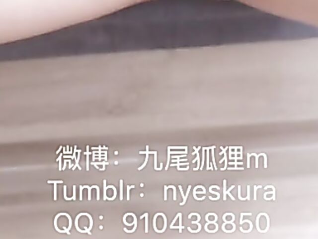 Shaved Japanese amateur dildo fucks her beautiful pussy