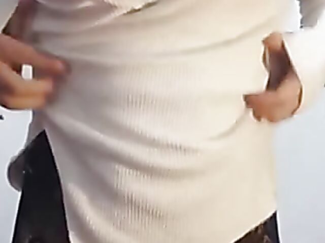 Busty Japanese webcam girl in fishnets wants to play