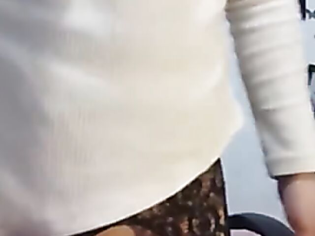 Busty Japanese webcam girl in fishnets wants to play