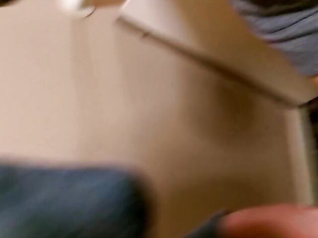 Public amateur hotel fuck with a risky girlfriend