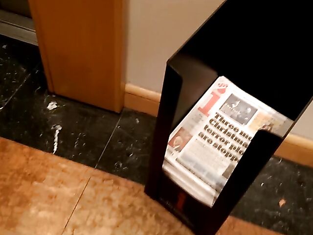 Public amateur hotel fuck with a risky girlfriend