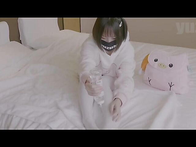 Kinky Yuzuki's japanese feet in nylons and dildo footjob