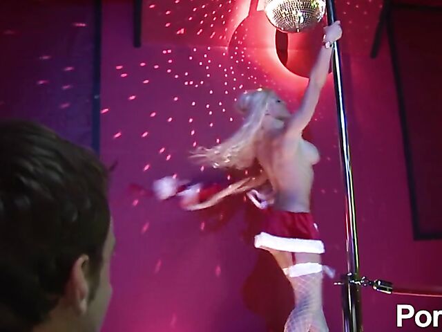 Group strip club sex with anal loving exotic dancers