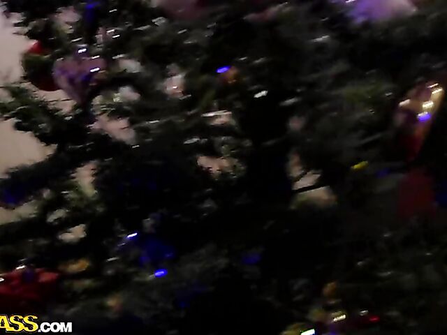 4 girls 1 guy Russian drunk sex party on Christmas