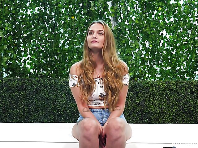 POV calendar casting fuck with phat ass white girl Luna Wulf